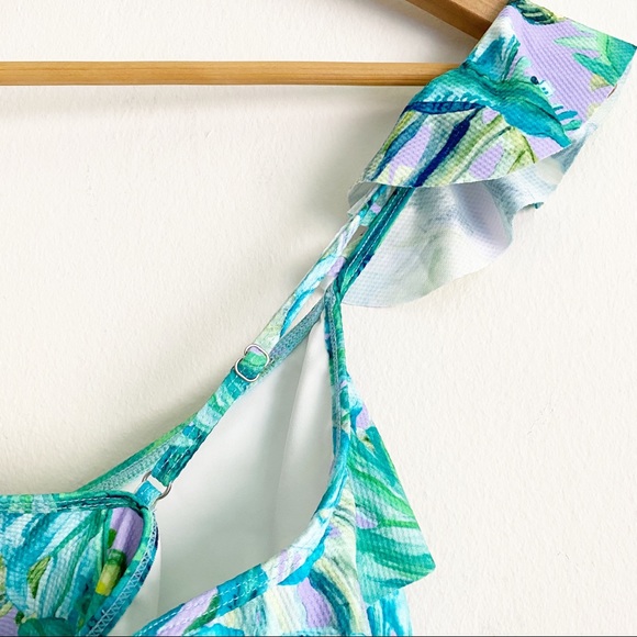 Lovers + Friends Tropical Oasis Ruffle One Piece Swimsuit Lilac Palm XS S NWT - Picture 9 of 12